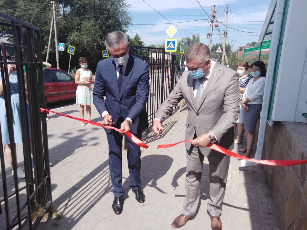 Детскую поликлинику №2 открыли после капитального ремонта в Западном Батайске