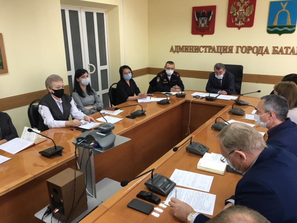 В Батайске состоялось очередное заседание городского штаба по коронавирусу