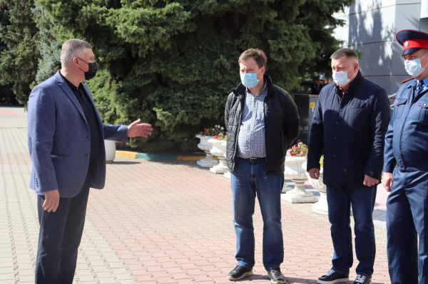 В Батайске усилены меры по контролю за соблюдением масочного режима