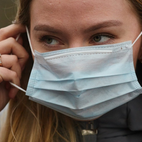 Напоминаем о необходимости ношения защитных масок