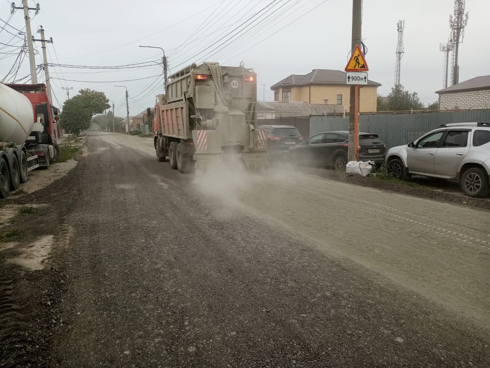 В Батайске продолжается ремонт дорог