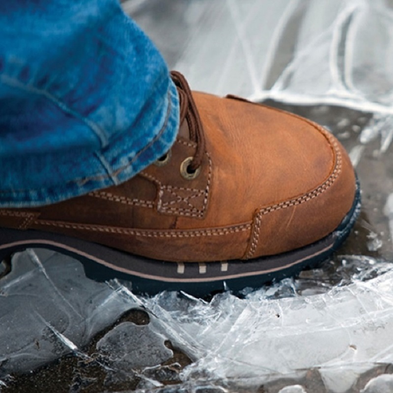 О безопасном поведении вблизи водоемов и на водоемах в осенне–зимний период