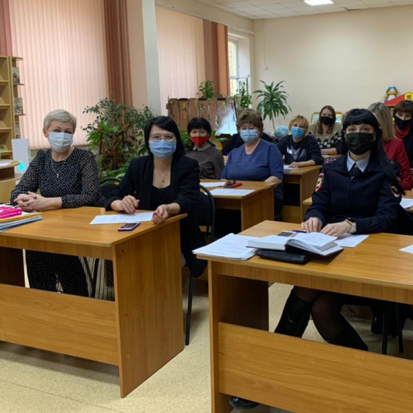 В Батайске состоялось заседание комиссии по делам несовершеннолетних