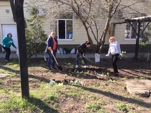 Батайчан приглашают принять участие в городском субботнике