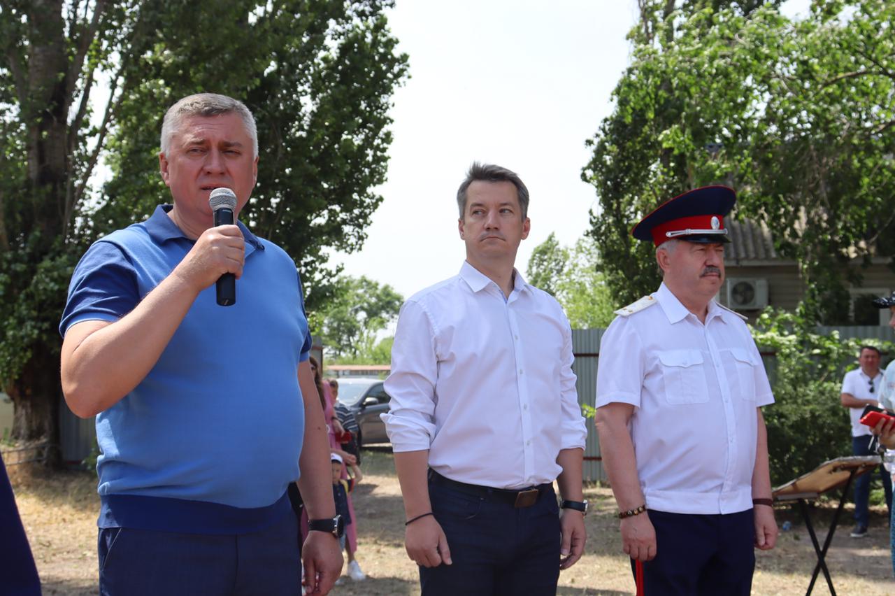 В Батайске состоялись межрегиональные соревнования по рубке шашкой «Казарла»