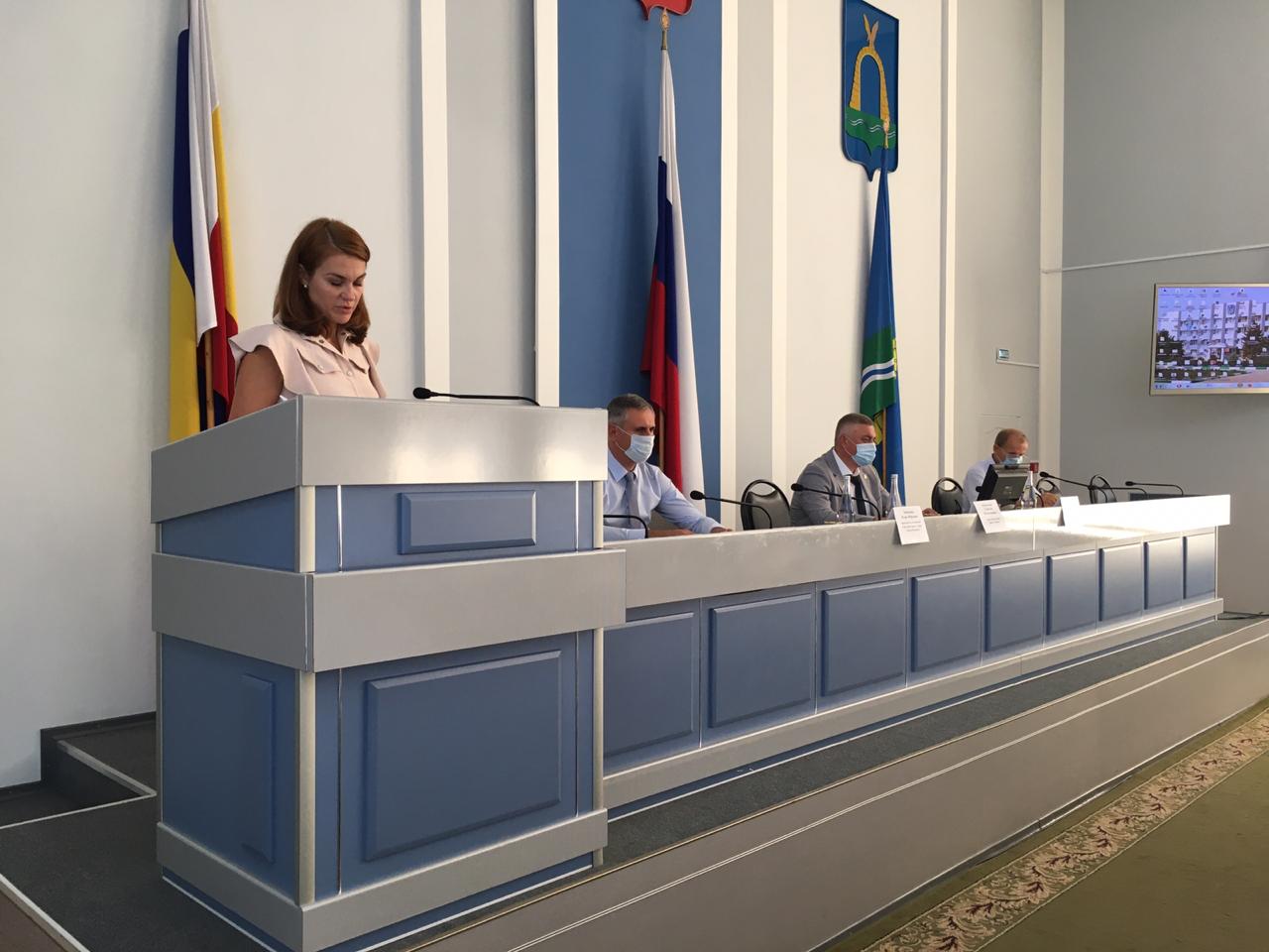 На заседании Общественного совета города Батайска рассмотрели ход реализации национальных проектов на территории города