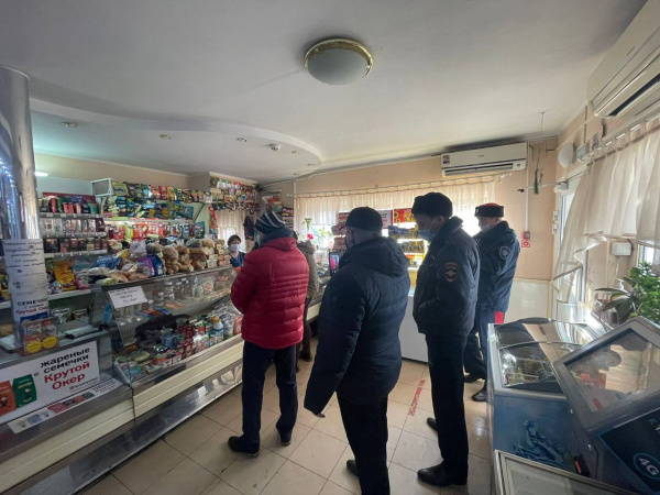 В Батайске продолжаются рейды по соблюдению масочного режима