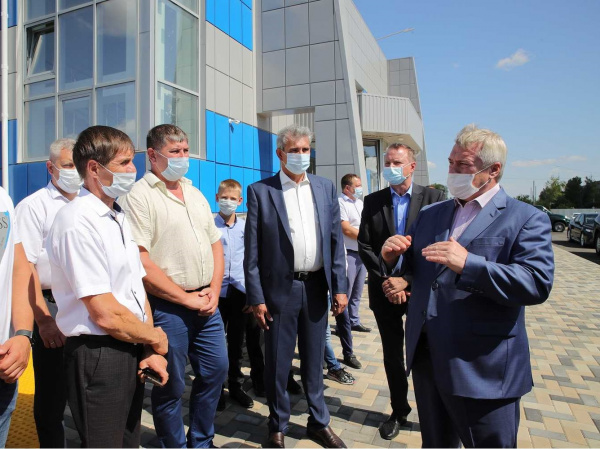 Василий Голубев поручил дать старт опросу жителей для отбора проектов для благоустройства