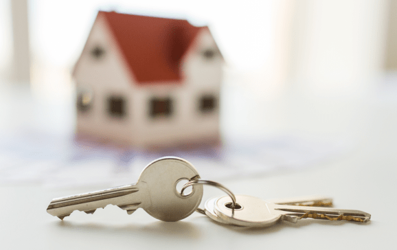 Дети-сироты Батайска получили жилье