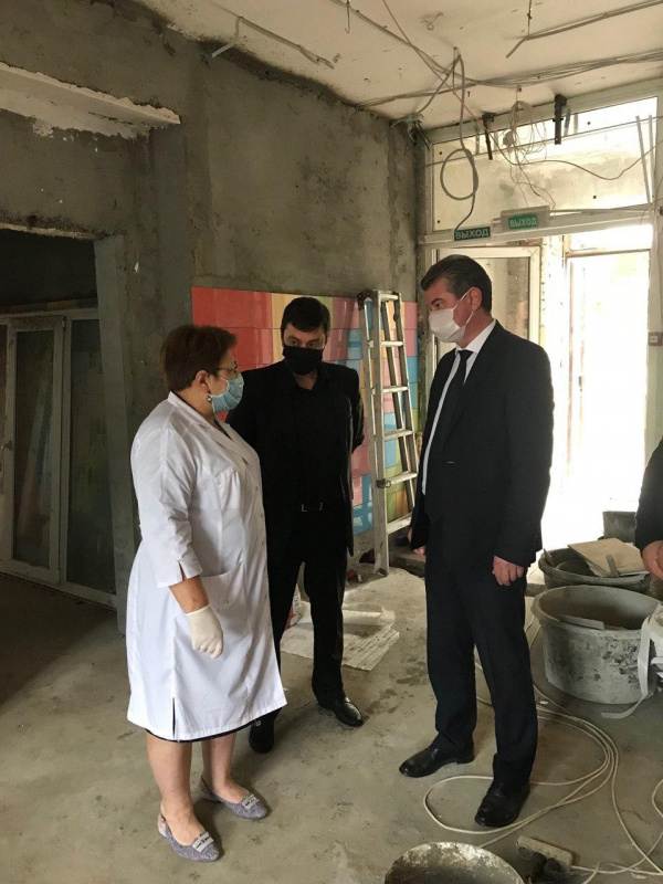 Капитальный ремонт поликлиник города на контроле