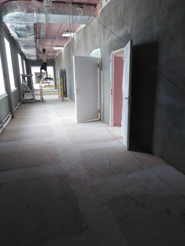 В Батайске продолжается ремонт школы №9