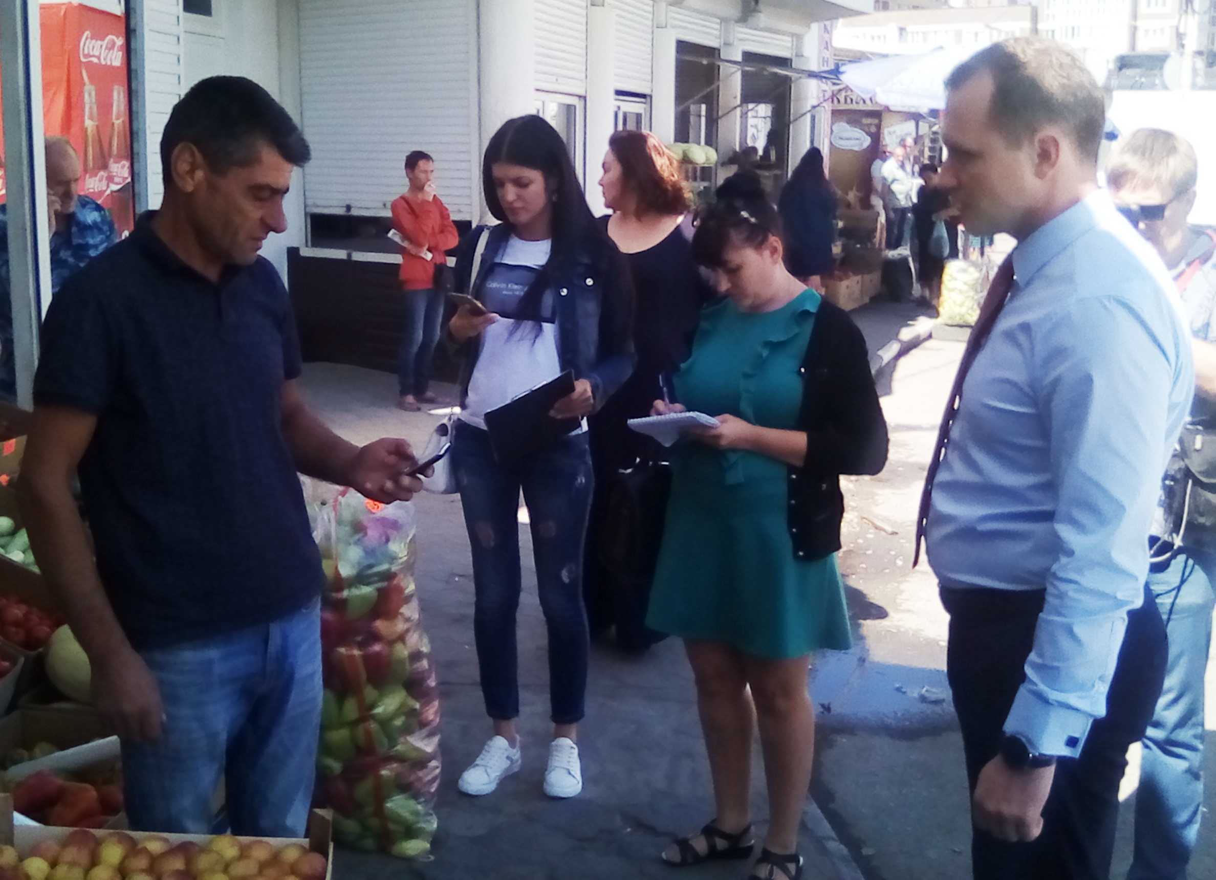 Администрация Батайска провела рейды по предотвращению несанкционированной торговли