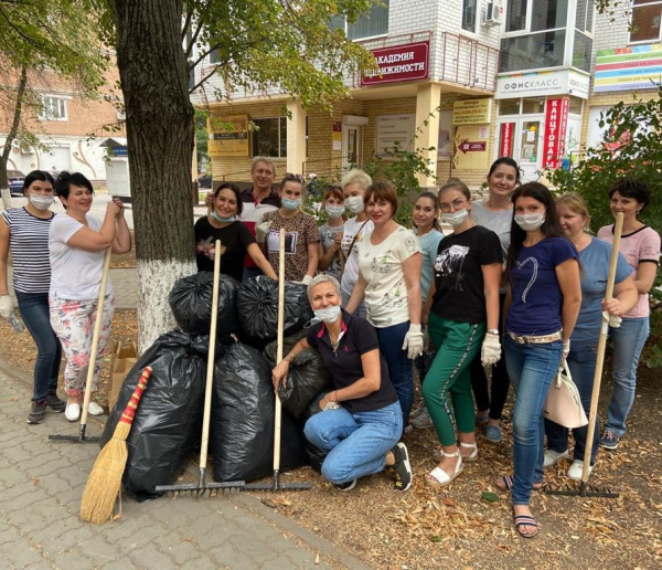 В Батайске состоялся масштабный субботник