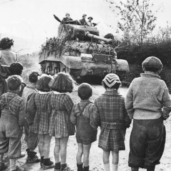 Батайчан приглашают к участию в проекте-конкурсе «Мое детство - война»