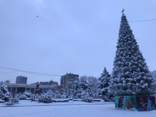 Геннадий Павлятенко поздравляет батайчан с Новым годом и Рождеством!