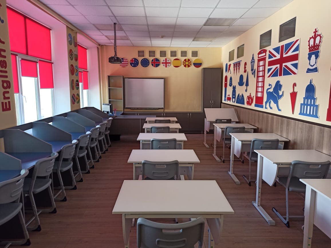 В Батайске проверили готовность образовательных организаций к новому учебному году.