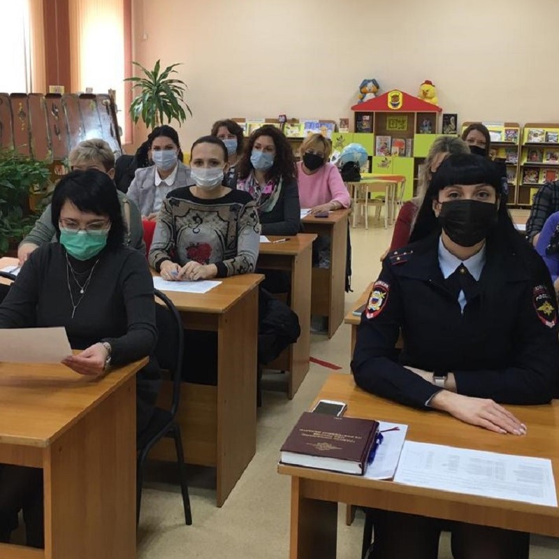 В Батайске состоялось заседание комиссии по делам несовершеннолетних