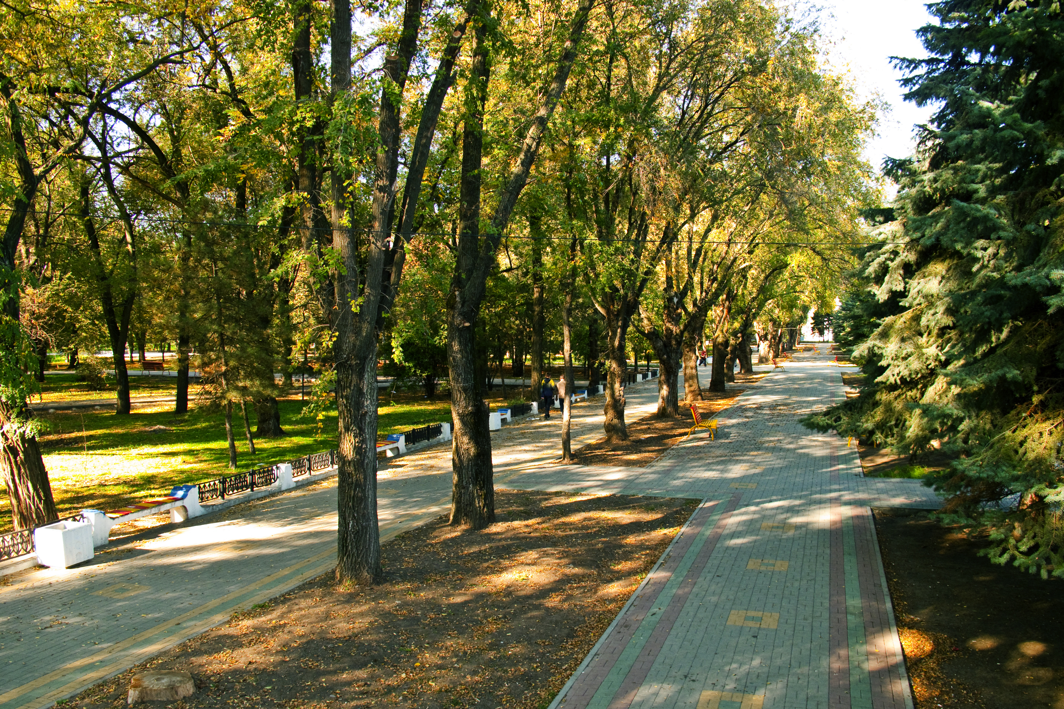 В Батайске в ближайшие несколько лет предстоит благоустроить четыре общественные территории