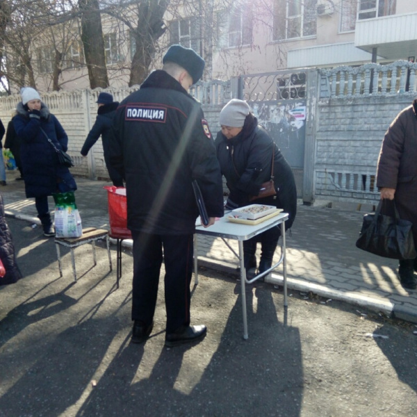 В Батайске продолжаются рейды по пресечению несанкционированной торговли