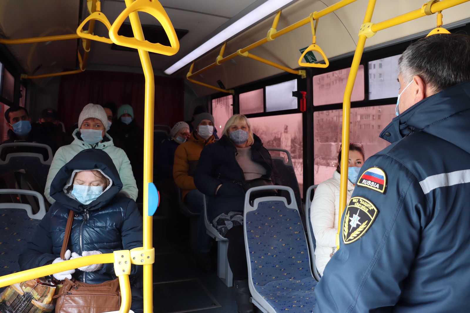 В Батайске продолжаются рейды по соблюдению масочного режима в общественных местах