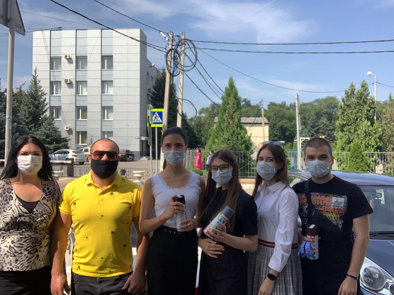 В Батайске состоялся рейд по закраске рекламы наркотических средств