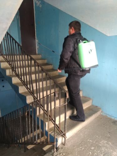 Батайчане могут контролировать дезинфекцию подъездов в многоквартирных домах