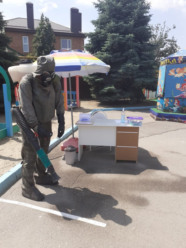 В Батайске продолжается дезинфекция городских территорий