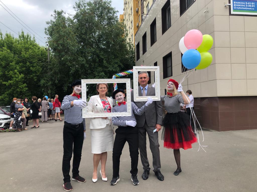 В Батайске в День защиты детей  состоялось торжественное открытие нового корпуса Муниципального бюджетного учреждения Центра психолого-педагогической, медицинской и социальной помощи «Выбор»