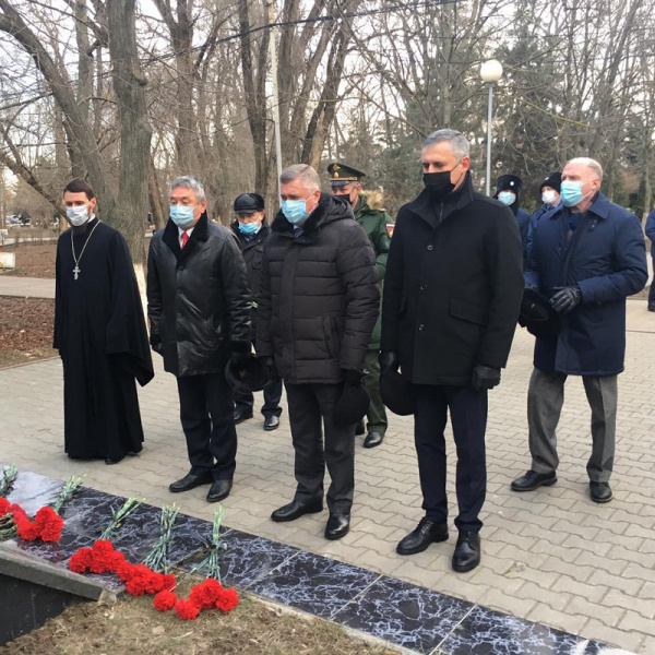 В Батайске почтили память воинов-интернационалистов