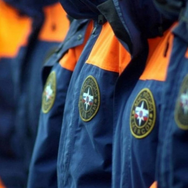 Коммунальные службы и спасатели переведены в режим повышенной готовности