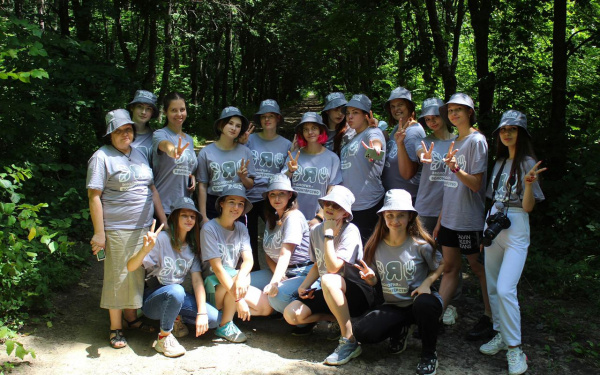 Батайские волонтеры приняли участие в областном слете экоактивистов в Горненском заказнике