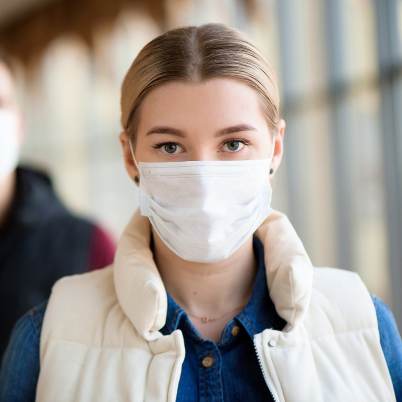 Напоминаем о необходимости ношения защитных масок