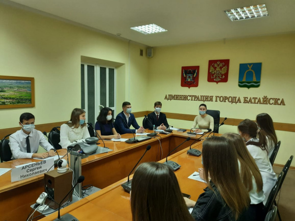 В Батайске состоялось первое установочное заседание Городского Молодежного Совета