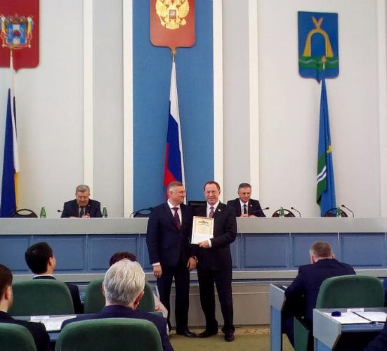 Глава администрации Батайска поздравил народных избранников с 25-летием Батайской городской Думы