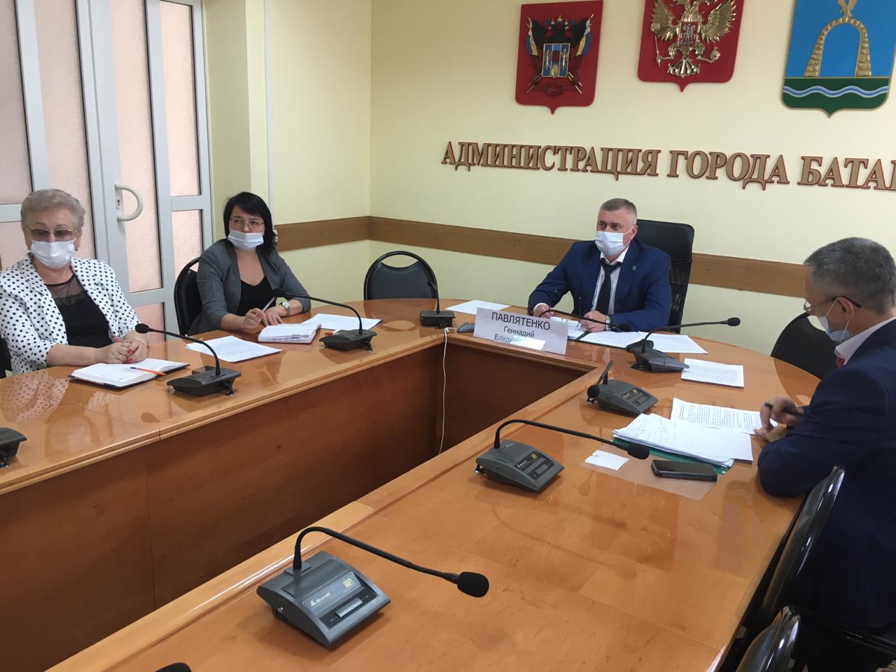 В Администрации города обсудили ход реализации национальных проектов