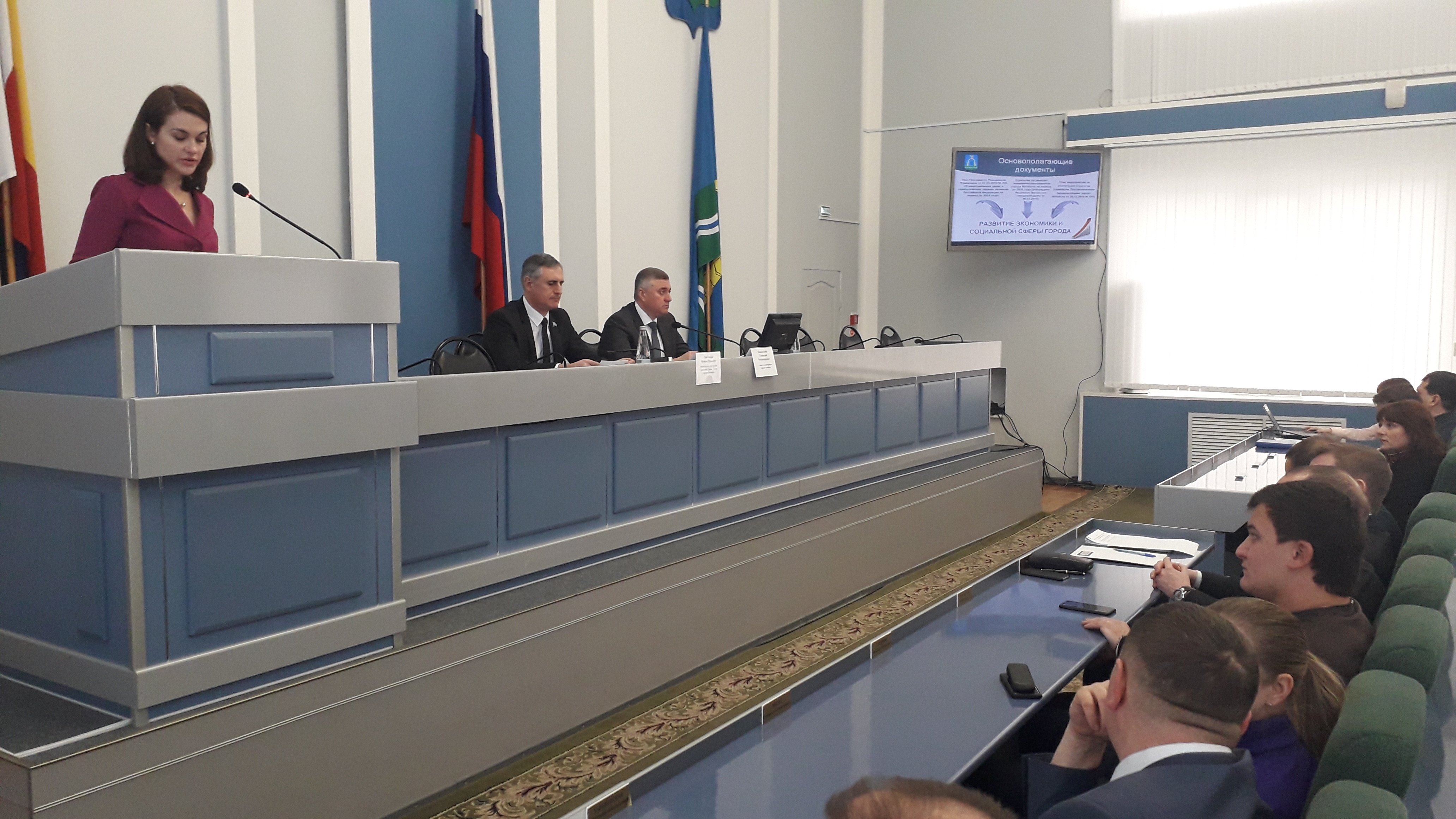 Нацпроекты, водопонижение, строительство и ремонт социальных объектов: Администрация Батайска озвучила основные задачи на 2020-й год 