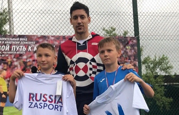 В Батайске прошёл детско-юношеский турнир по футболу на Кубок призёра Олимпийских игр Алексея Денисенко