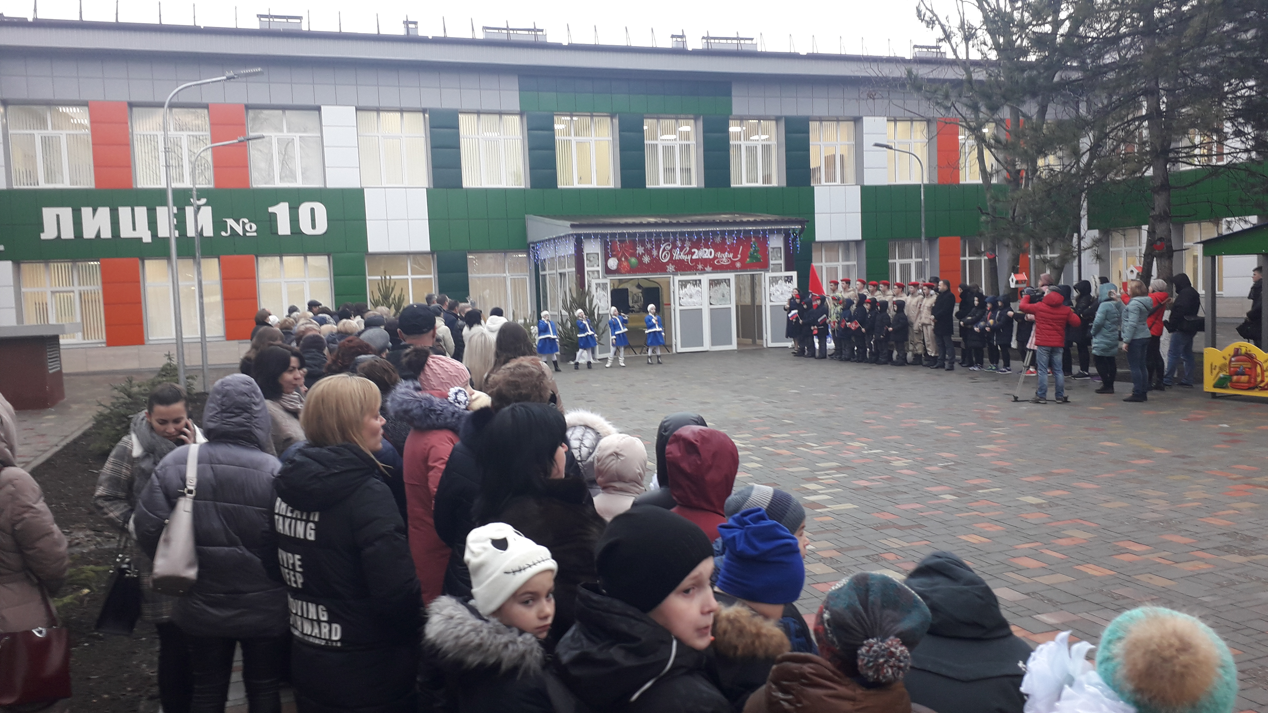 В Лицее №10 прошла торжественная церемония открытия после капитального ремонта 