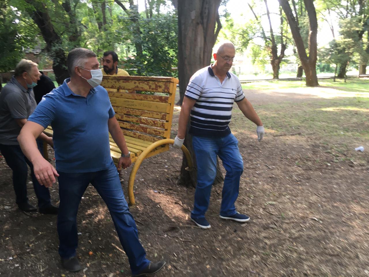 В Батайске состоялся масштабный субботник