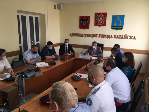 Вопросы обеспечения безопасности при проведении Общенародного голосования по поправкам в Конституцию обсудили в Администрации города