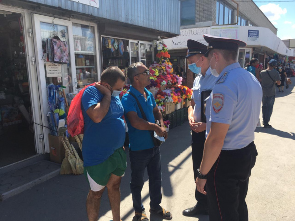 В Батайске продолжается мониторинг соблюдения масочного режима