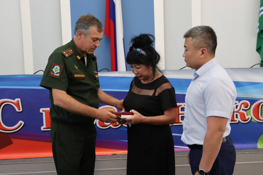 photo_2022-06-10_15-42-51.jpg photo_2022-06-10_15-42-51.jpg