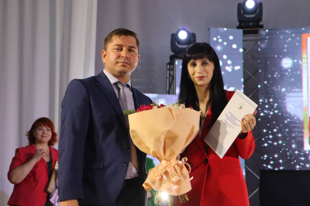 photo_2022-06-01_15-37-01.jpg photo_2022-06-01_15-37-01.jpg