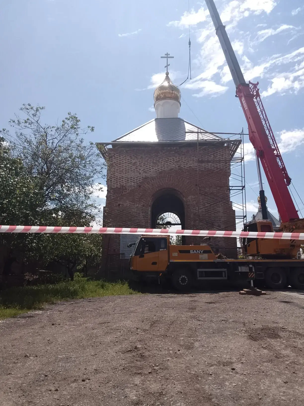 В Койсуге продолжается восстановление старинной часовни