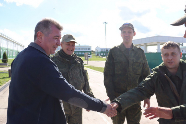Роман Волошин встретился с мобилизованными батайчанами 