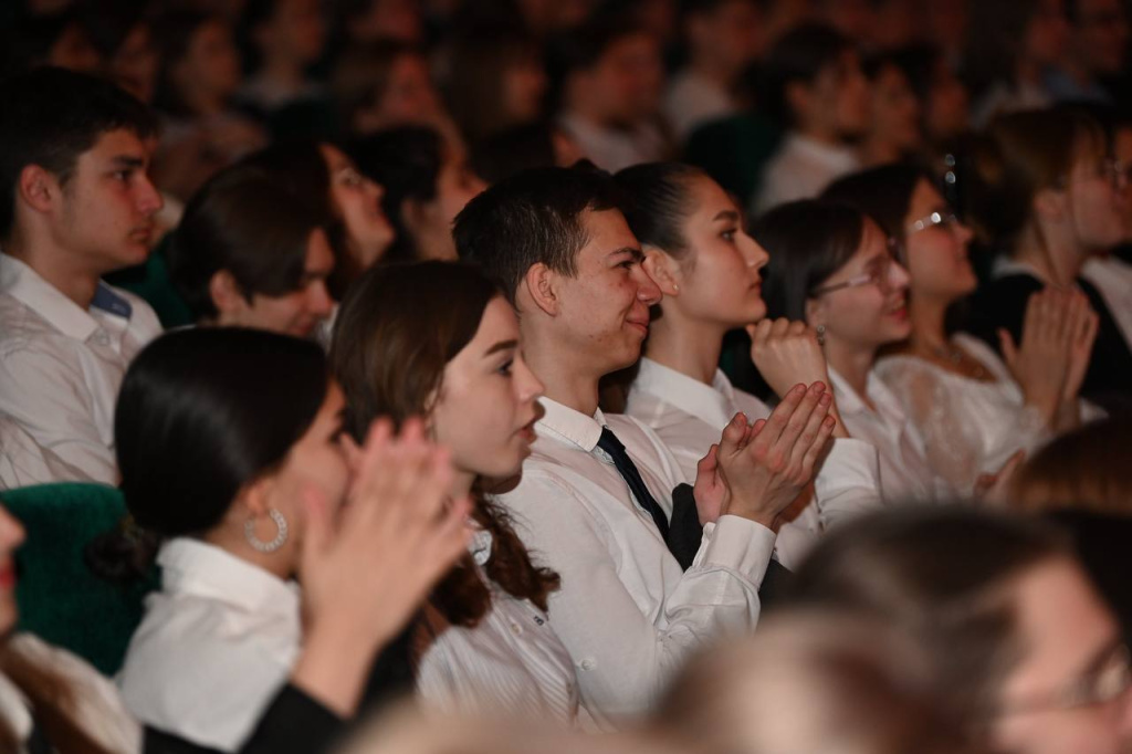 photo_2023-04-04_17-44-12 (2).jpg